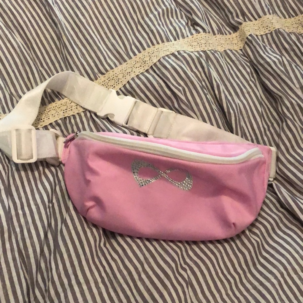 Nfinity fanny pack
